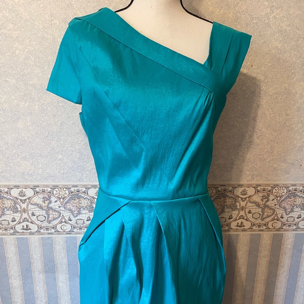 NWT - Beautiful Jade Dress